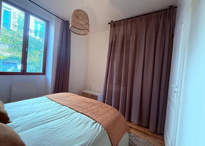 アパート Joya - Calme En Hypercentre - Proche Des Thermes エクスレバン